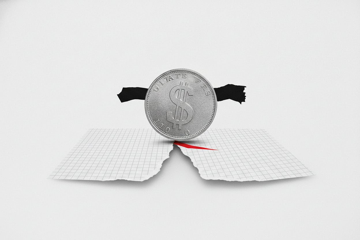 Dollar Holds Steady as Cooling Inflation Cuts July Rate Hike Odds to 10%