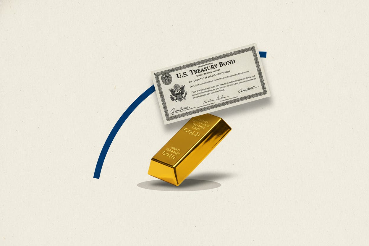 Gold rebounds as dollar and Treasury yields pull back ahead of jobs report