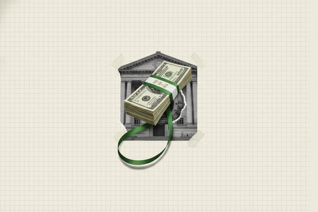 India's FX reserves near record as RBI pulls in dollars