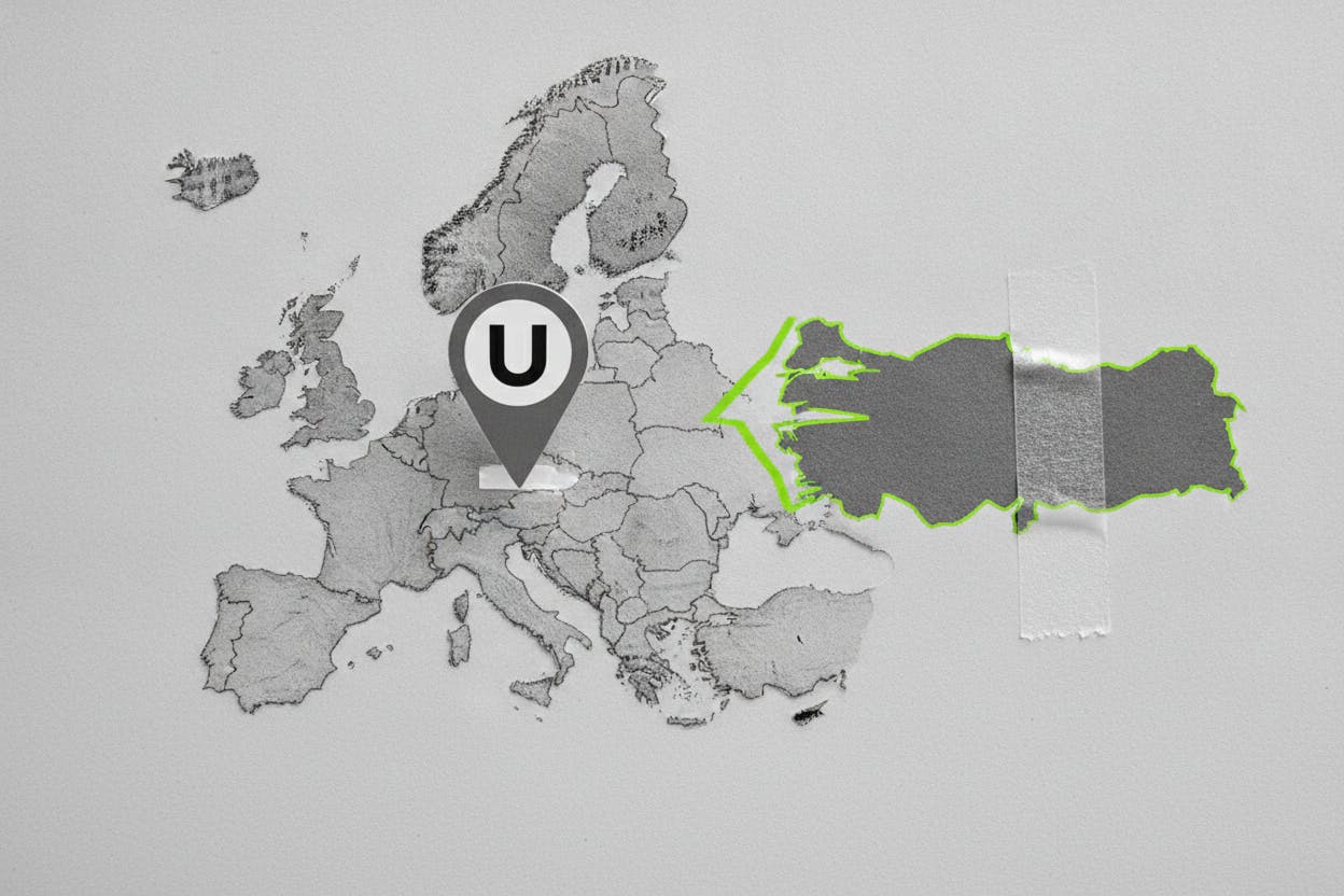 Uber in Talks to Buy Delivery Hero for €12.5 Billion, Plans Asset Sales to Ease Antitrust