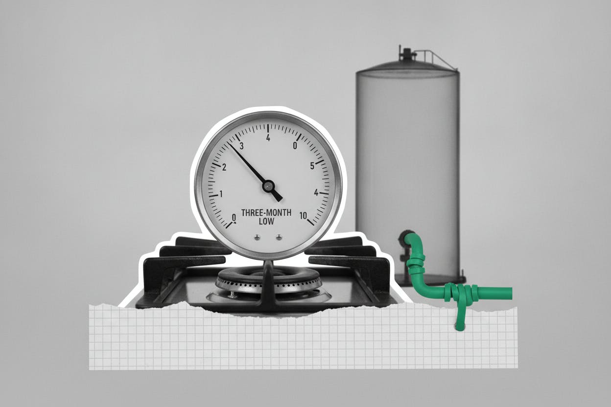 US natural gas prices linger near three-month low as record output swamps demand